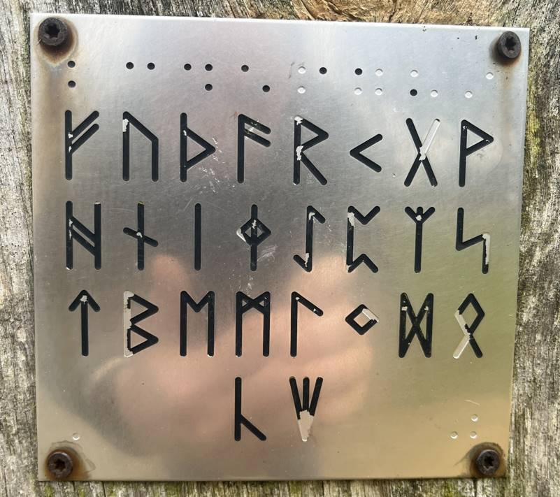 Afbeelding met tekst, handschrift, buitenshuis, teken

Door AI gegenereerde inhoud is mogelijk onjuist.