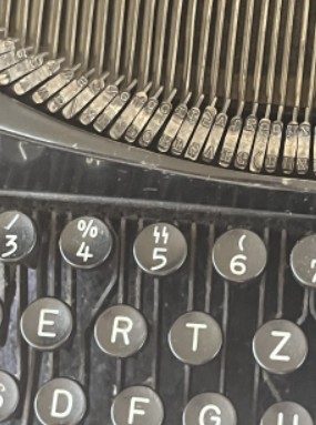 De SS letters boven de 5